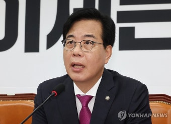 발언하는 송언석 비대위원장 겸 원내대표