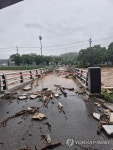 비에 무너진 세종시 광암교