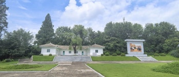 주북 中대사, 남포 청산협동농장 방문…농업 등 협력 강화