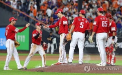 한화에 9-3 대승 거둔 SSG