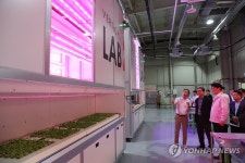 권재한 농촌진흥청장, 그린테크 이노베이션센터 방문