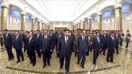 김정은, 광복 80주년 맞아 금수산태양궁전 참배