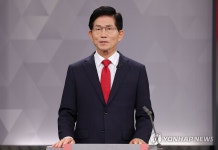 2차 텔레비전 토론회에서 발언하는 김문수 후보
