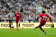 루니 소환한 은구모하…EPL 최연소 결승골 2위 뛰어난 마무리