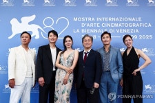 어쩔수가없다 박찬욱 모두 공감할 이야기…20년간 붙든 이유