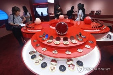 루이비통의 첫 화장품 라 보떼 루이 비통