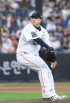 한화 류현진, 6이닝 2실점…6전7기 시즌 7승 기회 잡았다