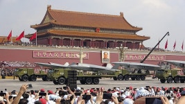 전승절 열병식에 모습 드러낸 중국 무인기