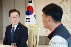 이재명 대통령, 양대노총 위원장과의 대화