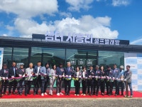 제주의 노인일자리…마을 어르신들이 취약층 찾고 이불 무료세탁