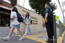 초등생 납치 미수에 학교 앞 배치된 경찰