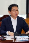 발언하는 이억원 금융위원장