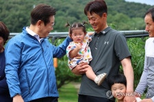 청년농업인 만난 이재명 대통령
