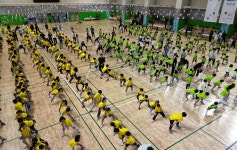 북적거리니 축제 기분 나…보은 초등학교 11곳 합동 체육대회
