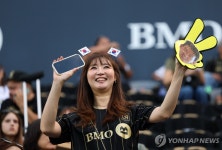 3경기 연속골 손흥민 꽉 찬 홈구장에서 득점…더 특별해요