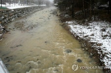 [강릉 가뭄 재난] ③ 오봉저수지 마르자 24년 만에 물 흘린 도암댐