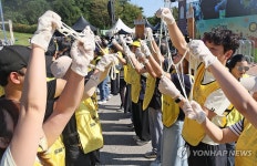 임실서 즐기는 치즈 늘리기 체험