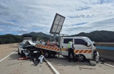 대전당진고속도로 유구IC 인근 추돌사고로 2명 숨져(종합)