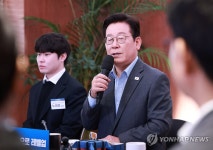 이재명 대통령, K-게임 현장 간담회