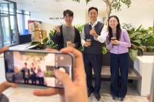 정기선 HD현대 회장, 취임 첫날 구내식당서 직원들과 점심밥