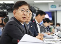 질의하는 이상식 의원