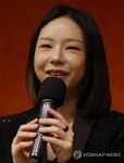 기자간담회 연 지휘자 진솔