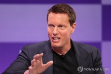 42세 거물 엘리슨,