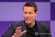 파라마운트 합병 후 칼바람…할리우드가 떤다