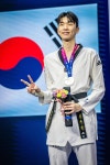 첫 태극마크 성유현, 세계태권도선수권 남자 68㎏급 은메달