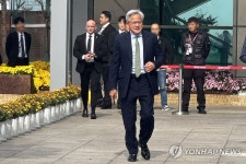 포항경주공항에 도착한 젠슨 황