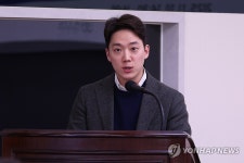 발언하는 선재원 원격의료산업협의회 공동회장