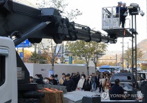 보행자의 날, 좁아진 인도