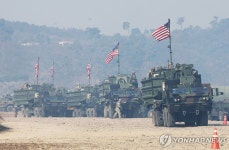 부교 구축 준비하는 미2사단 교량중대