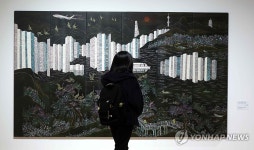 현대옻칠 예술: 겹겹의 시간