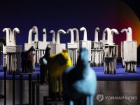 흙의 예술가 신상호 작품 세계