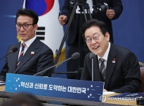 이재명 대통령, 과기부·개보위 업무보고 참석