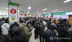 연말까지 면허 갱신 운전면허시험장은 북새통