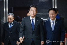 의총 참석하는 김병기 전 원내대표