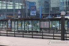 서울 시내버스 파업에 텅 빈 정류장