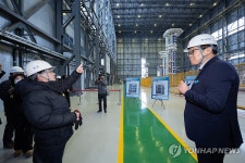 김성환 기후에너지환경부장관, 한국전력 고창전력시험센터 방문