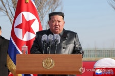 김정은, 신의주 온실종합농장 준공식 참석