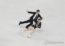 리듬댄스 출전한 임해나-권예