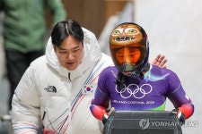 혼성단체전 경기 마친 홍수정
