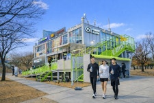 CU, 여의도 한강공원에 러닝스테이션…물품보관함에 탈의실도
