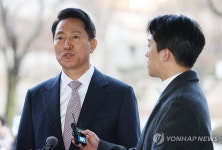 재판 관련 입장 밝히는 오세훈 서울시장
