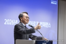 축사하는 진옥동 신한금융그룹 회장