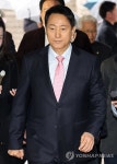 법정 향하는 오세훈 시장