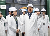 구윤철 부총리, 한국수자원공사 화성 AI정수장 현장방문 및 간담회