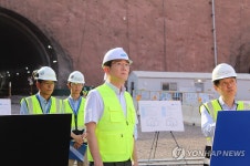 이재용 노고에 감사…삼성, 중동 임직원에 500만원 상당 선물