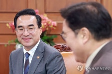우원식 국회의장 예방한 박홍근 기획예산처 장관
